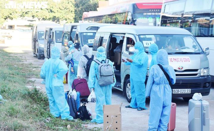 Phú Yên bền bỉ đón công dân về quê vì 'đây là lúc dân cần được chăm lo nhất' - 1