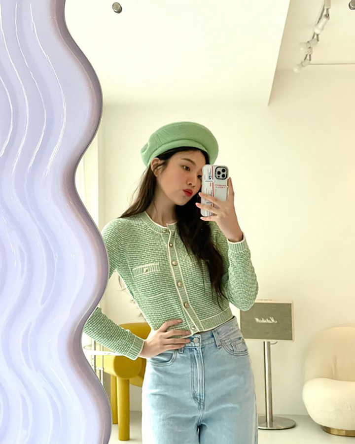 Loạt mỹ nhân khoe nhan sắc đỉnh cao trước gương 300 triệu: Hàng thật nó xịn lắm - 7