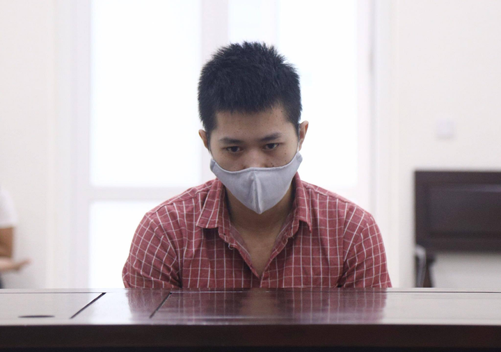 Đôi nhân tình lĩnh 22 năm tù vì hành hạ, xâm hại bé gái 12 tuổi - 1