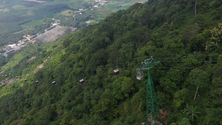 Cộng đồng mạng “sốt xình xịch” với trào lưu #Missyou, bao giờ mới được vi vu? - 9