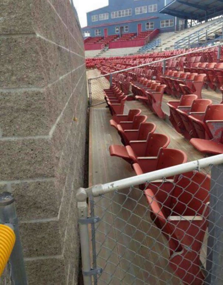 Những kiểu xây dựng lạ đời không thể tin là có thực nhưng lại đang tồn tại - 9