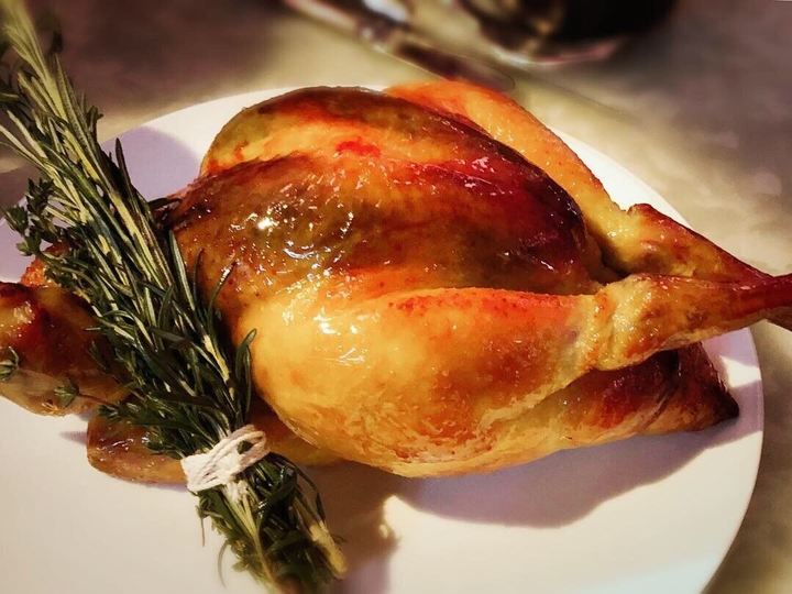 1 triệu đồng cho một chiếc cánh gà ở Hong Kong, bạn có dám 'vung tay' ăn thử? - 2