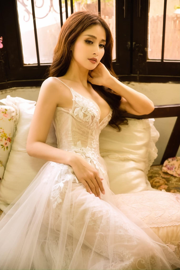 Diễn viên Thảo Trang: 30 tuổi ly hôn, học cách kiếm tiền và cưới chồng kém tuổi - 2