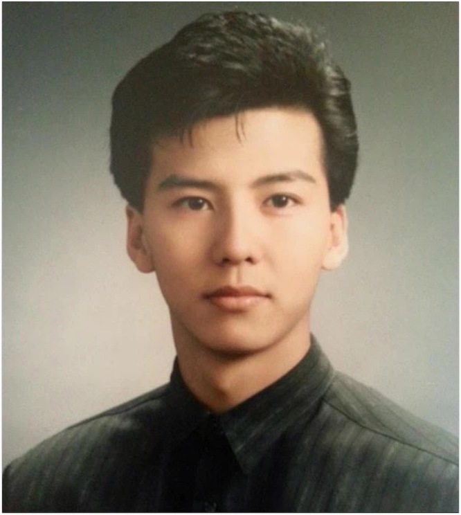 Mỹ nam thanh xuân của phim Hàn phát phì, bỏ nghề vì vợ