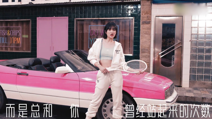 Ái nữ của CEO tập đoàn Huawei bị chê thậm tệ khi ra MV mới - 3