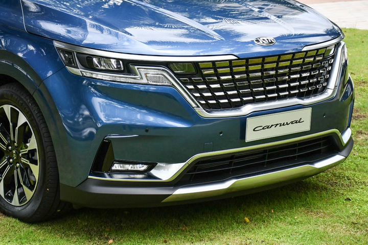 Kia Carnival 2021 ra mắt tại Việt Nam, giá từ 1,199 tỷ đồng - 3