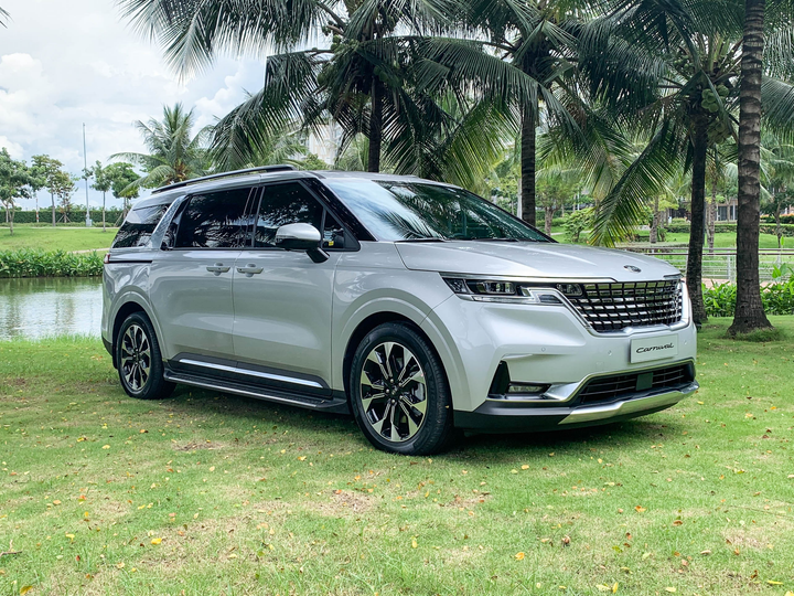 Kia Carnival 2021 ra mắt tại Việt Nam, giá từ 1,199 tỷ đồng - 2
