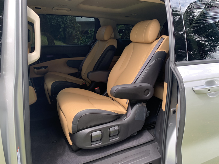 Kia Carnival 2021 ảnh 10 Kia Carnival 2021 ra mắt tại Việt Nam, giá từ 1,199 tỷ đồng - 9