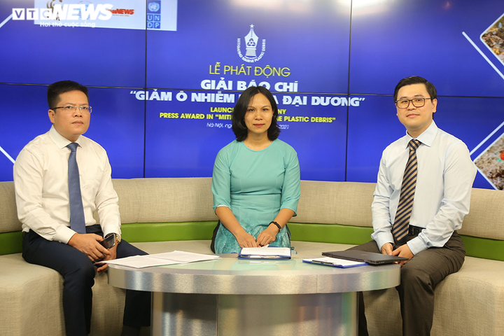 Phát động giải báo chí 'Giảm thiểu rác thải nhựa đại dương' năm 2021 - 2