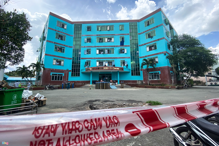 Các bệnh viện dã chiến tại TP.HCM lần lượt ngừng hoạt động - 2