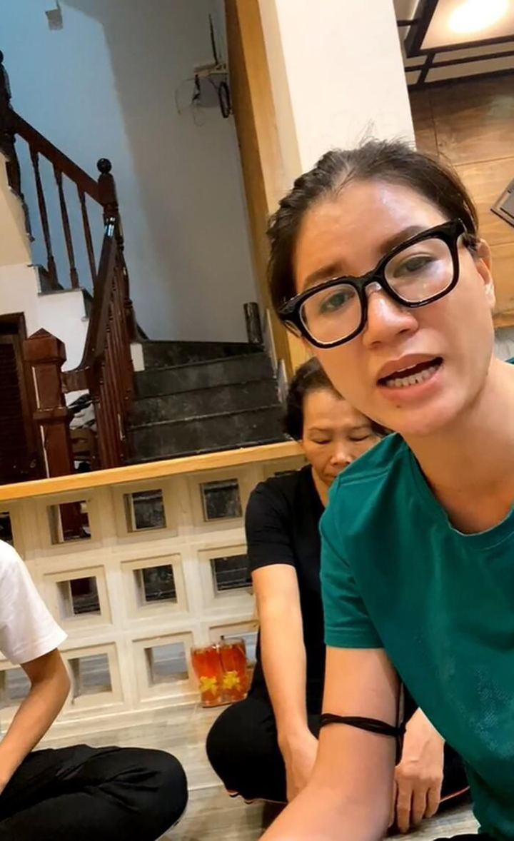 Lần đầu lộ diện sau lễ tang Phi Nhung, Hồ Văn Cường khiến fan xót xa vì điều này - 4