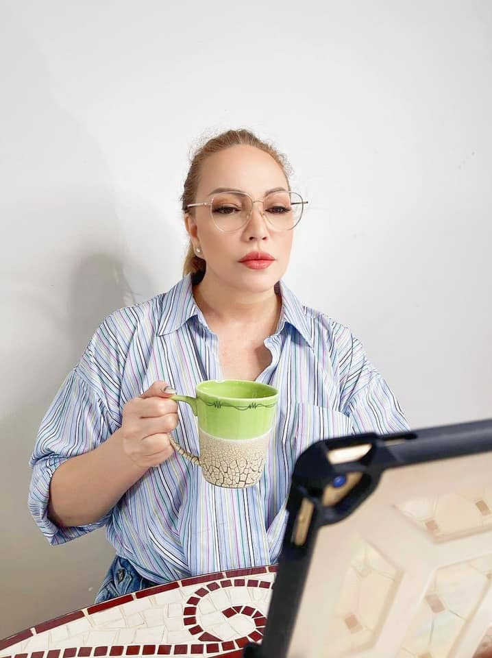 Ca sĩ Thanh Hà tuổi 52 viên mãn bên chồng kém 12 tuổi - 15