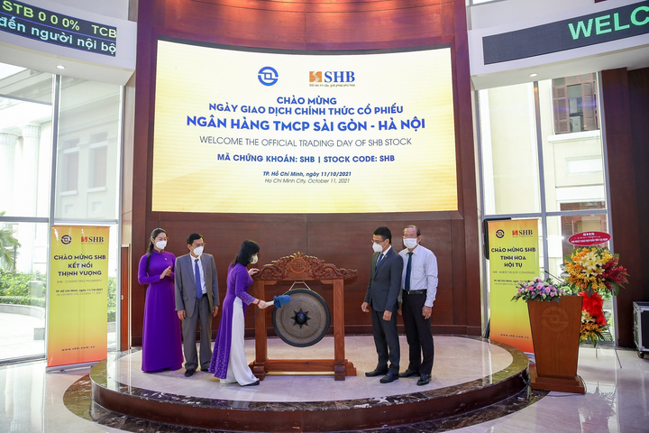SHB chính thức giao dịch cổ phiếu trên HOSE - 3