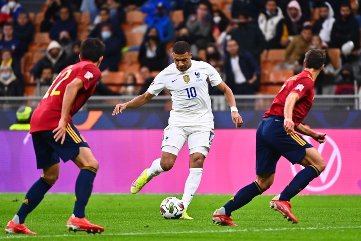 Mbappe ghi bàn gây tranh cãi hạ Tây Ban Nha, Pháp vô địch Nations League - 1