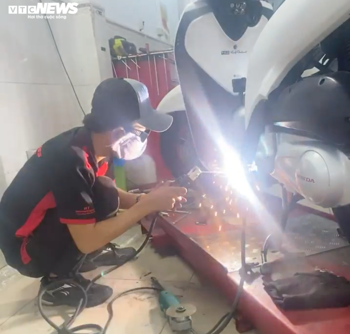 TP.HCM mời, lao động ngoại tỉnh muốn quay lại vẫn gặp khó - 2