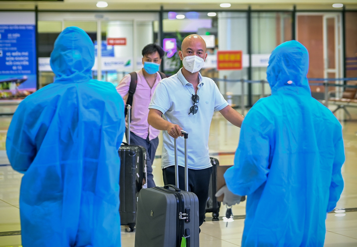 Không phải cách ly tập trung, khách hủy đặt phòng khách sạn khi vừa đến Nội Bài - 6