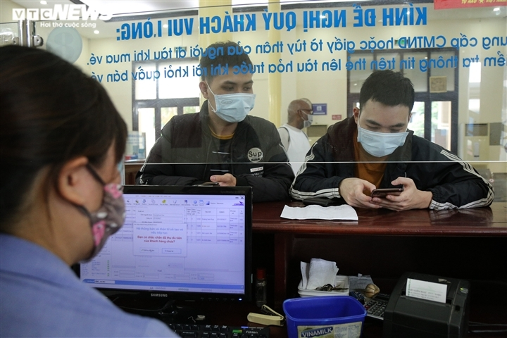 80% vé tàu Hà Nội - TP.HCM bán hết veo chỉ sau 4 giờ mở bán - 1