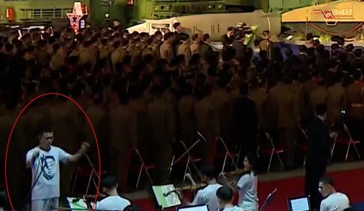 Điều chưa từng có tiền lệ trong sự kiện ông Kim Jong-un tham dự - 1