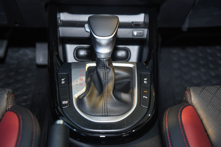 Chi tiết Kia K3 Premium giá 659 triệu đồng - 17