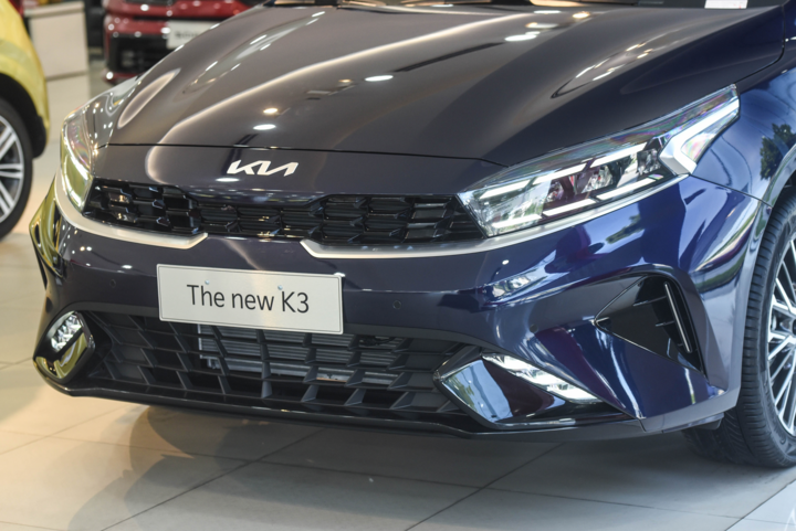Chi tiết Kia K3 Premium giá 659 triệu đồng - 6