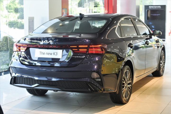 Chi tiết Kia K3 Premium giá 659 triệu đồng - 3