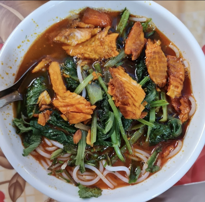 Bún - phở 'tới công chuyện' với hội mê ăn ở Hà Nội, anh em Sài Gòn chỉ biết ước - 11