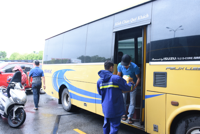 Ngày đầu mở lại, xe liên tỉnh ở Hải Phòng vắng khách, chủ yếu chở hàng hóa - 3