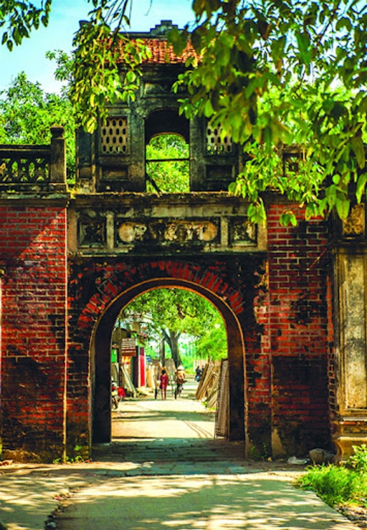 Đất Việt xưa: Cách Hà Nội chỉ 50km có 1 làng cổ nức tiếng với món ăn cực ngon - 2