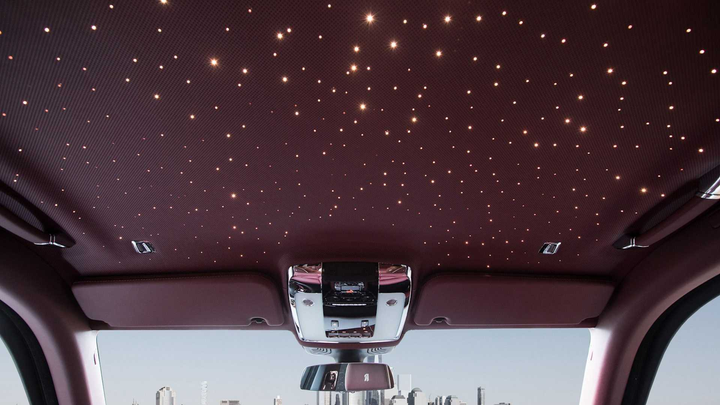 Chiêm ngưỡng Rolls-Royce Cullinan bọc thép giá gần 22 tỷ đồng - 5