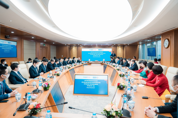MobiFone và BIDV ký kết thỏa thuận hợp tác toàn diện giai đoạn 2021-2026 - 3