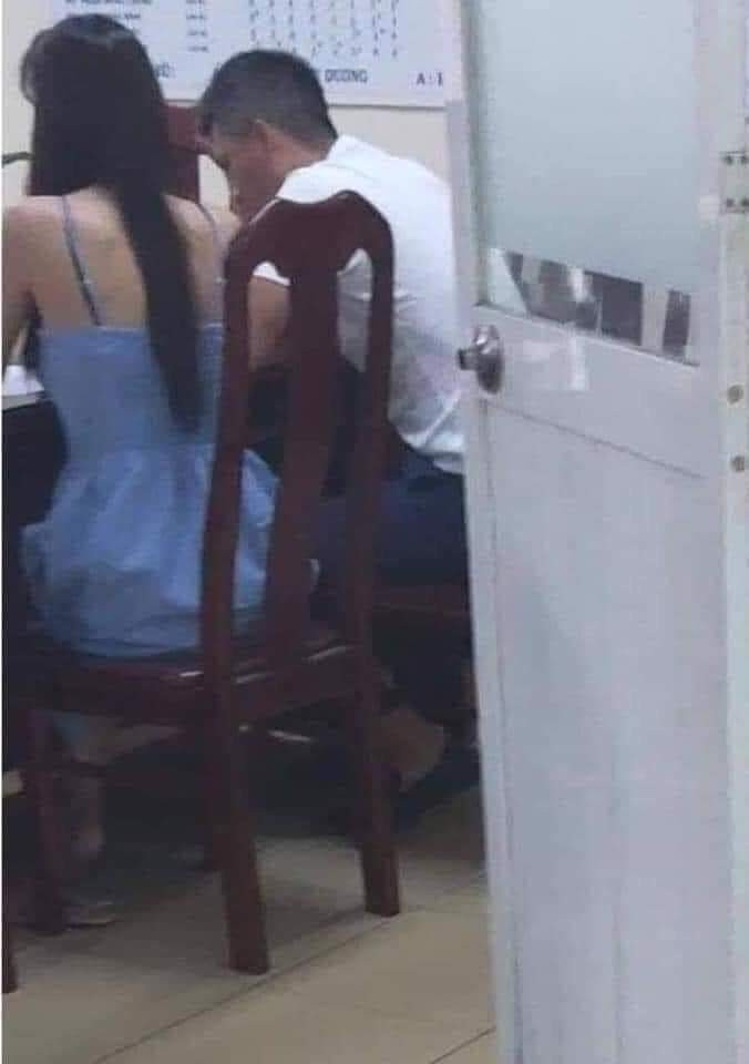 Vợ chồng Thủy Tiên - Công Vinh lại vướng tin đồn thất thiệt - 2