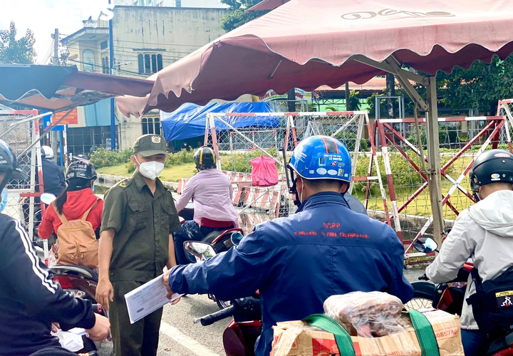 Người tiêm 1 mũi vaccine đến Bình Phước phải có xét nghiệm âm tính, tự cách ly - 1