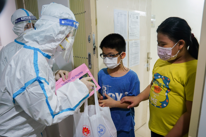 Cần cân nhắc những gì khi tiêm vaccine COVID-19 cho trẻ em? - 2