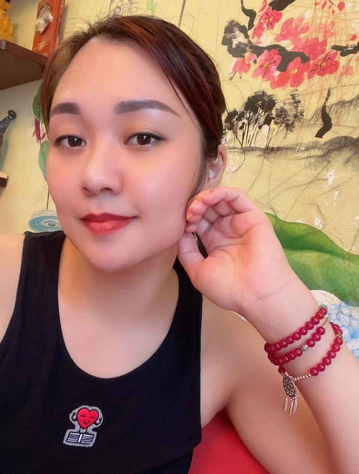 227909208_10159767273163678_1681122752722064628_n.jpg Vợ kém 12 tuổi của NSND Tự Long trẻ trung vì chăm thể dục - 2