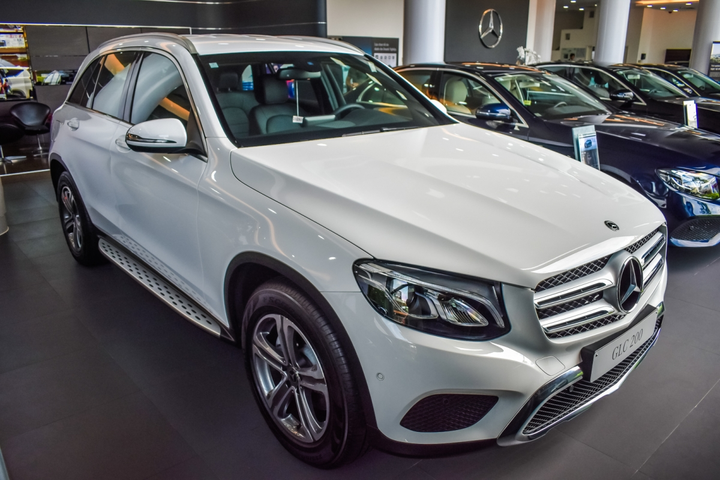 Hàng loạt xe Mercedes-Benz GLC bị triệu hồi tại Việt Nam - 1