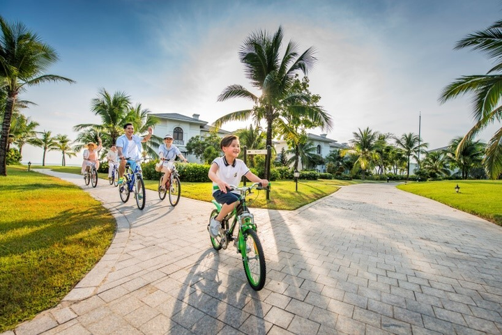 Thí điểm mở cửa Phú Quốc: Bài học từ mô hình 'Hộp cát Phuket' - 8