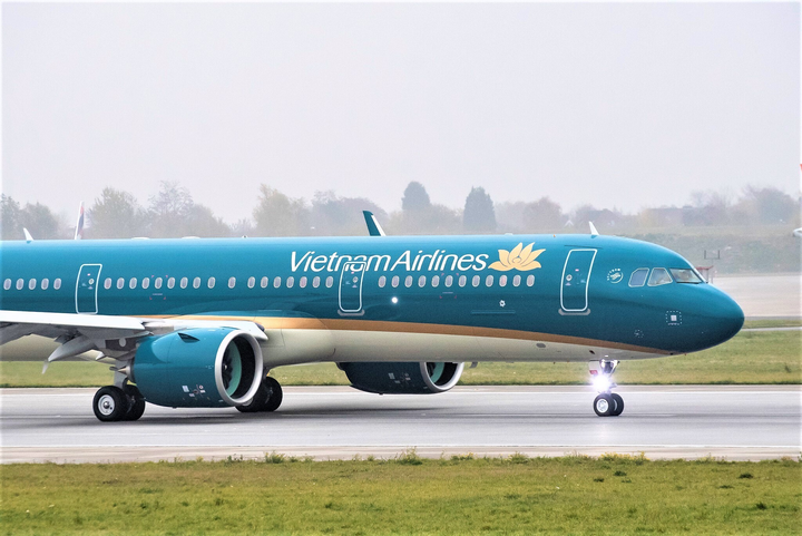 Vietnam Airlines khôi phục đường bay giữa Hà Nội và Cần Thơ - 1