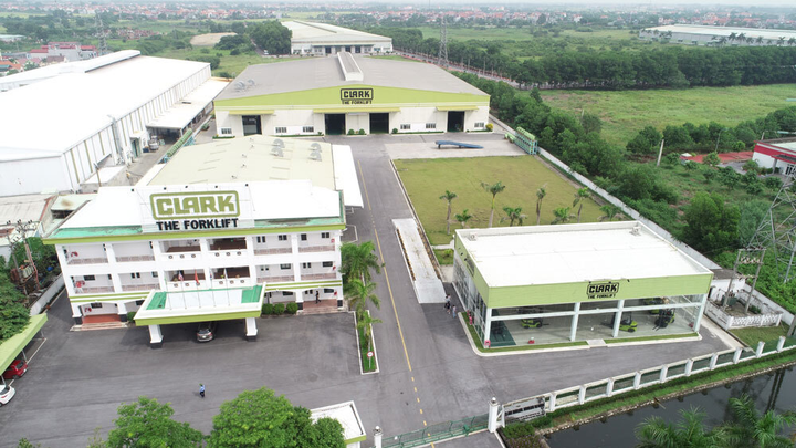 Xe nâng Clark – hãng xe nâng đầu tiên hướng đến nội địa hóa 100% - 1