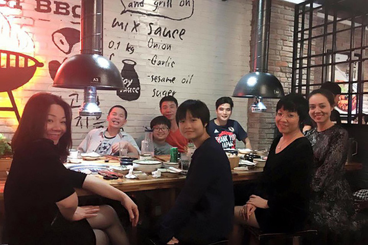 Vợ cũ, vợ mới làm bạn: Chuyện tưởng khó tin nhưng cứ nhìn gia đình NSND Công Lý - 5