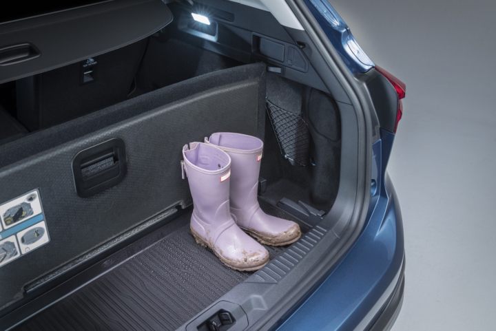 Ford Focus 2022 được trang bị những gì? - 6