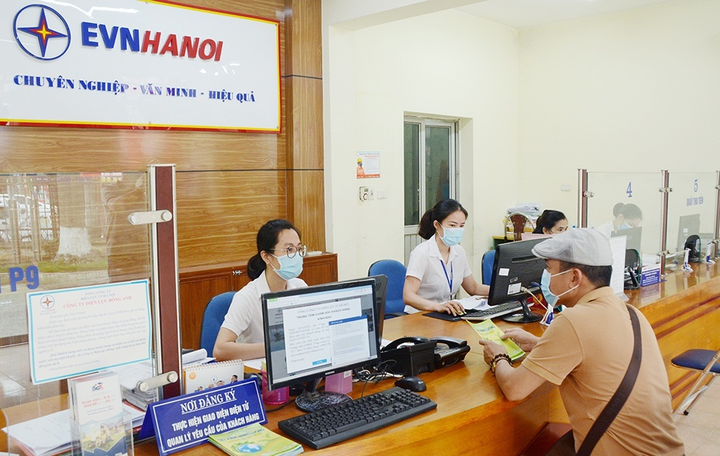 EVNHANOI giảm 1.850 tỷ đồng tiền điện cho khách hàng trong dịch COVID-19 - 2