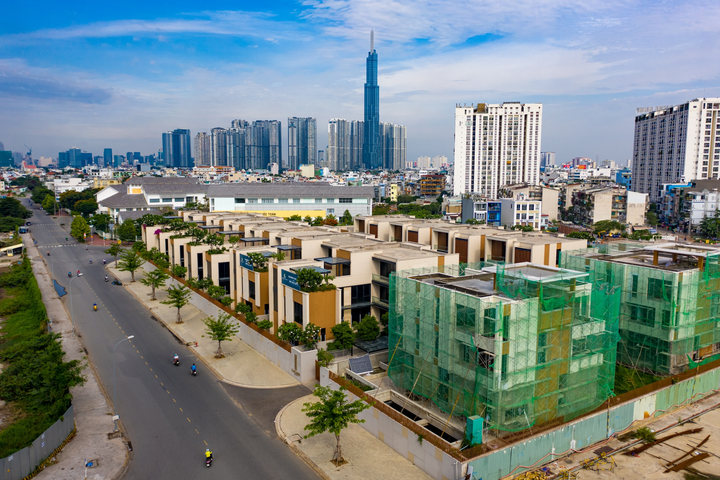 Nhiều biệt thự hơn 400 tỷ đồng xuất hiện tại TP.HCM - 2