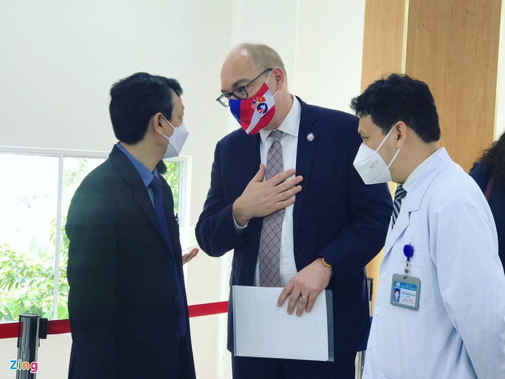 Mỹ sẽ tiếp tục vận động để có thêm vaccine cho Việt Nam - 6