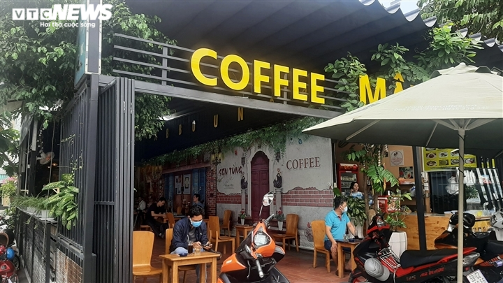 Người dân vùng xanh ở TP.HCM mong muốn được kinh doanh ăn uống tại chỗ - 1