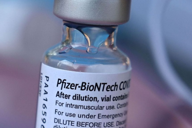 Phát hiện mới về hiệu quả của vaccine Pfizer ở trẻ 12-18 tuổi - 1