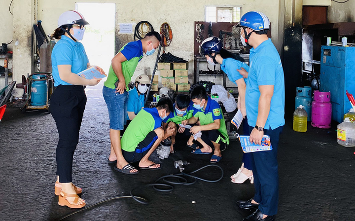 Mang sự ưu việt của BHXH tự nguyện đến với người lao động ở các làng nghề - 2