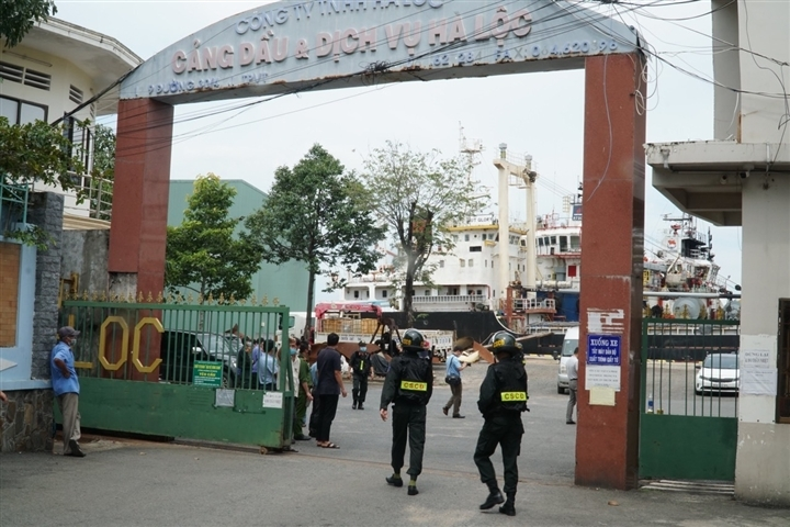 Vụ 2,7 triệu lít xăng giả: Khởi tố, bắt nữ Giám đốc Công ty xăng dầu Hà Lộc - 1