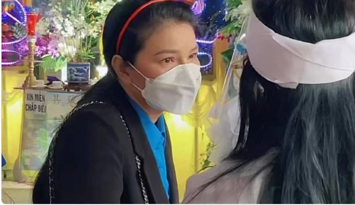 Dàn sao viếng đạo diễn Trần Cảnh Đôn - 6