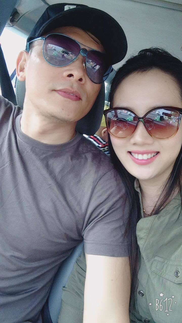 Đạo diễn 'Chuyện của Pao' sống bình lặng bên vợ kém 25 tuổi - 26