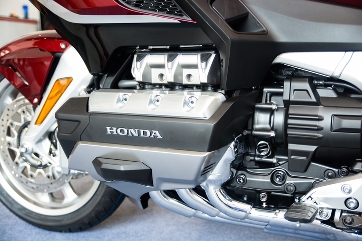 So sánh Honda Gold Wing 2021 giá hơn 1,2 tỷ đồng với phiên bản cũ - 8